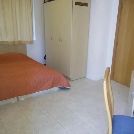 Studio In Astoria سفيتي فلاس