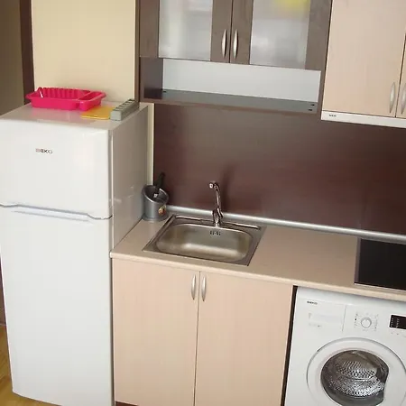 Studio In Astoria * سفيتي فلاس